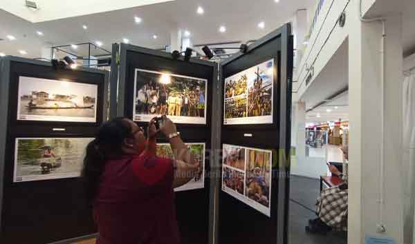 Pameran Foto HUT ke 29 Mimika