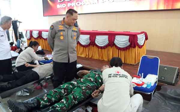 Peringati HUT ke 74 Humas Polri, Polda Papua Gelar Aksi Donor Darah 1 Polda Papua Donor Darah HUT 74 Humas Polri
