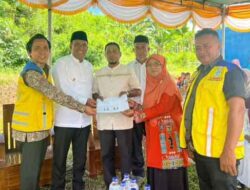 Pembangunan MCK Komunal Dimulai, Bupati Malteng Apresiasi Saadiah Uluputty