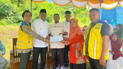 Pembangunan MCK Komunal Dimulai, Bupati Malteng Apresiasi Saadiah Uluputty