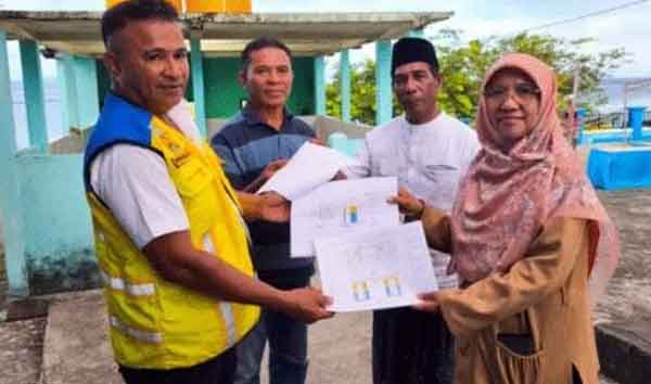 Saadiah Uluputty Program SANIMAS 2 Desa SBB