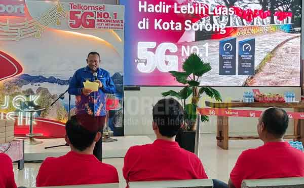 Telkomsel Resmi Luncurkan Jaringan 5G di Bandara DEO Sorong, Wagub PBD Apresiasi 2 Telkomsel Jaringan 5G di Bendara DEO Sorong2