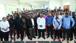 Wagub Papua Peg 12 Pencaker ke JKT