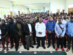 Didemo 2 Kali, Wagub Pahabol Bawa 12 Pencaker ke Jakarta Bertemu MenPAN-RB