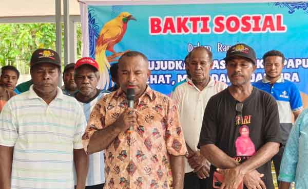 Warga Skouw Sae Terima Bantuan Sembako dari Presiden Prabowo, Ondoafi Akui Ini 2 Warga Skouw Sae Banpres 2