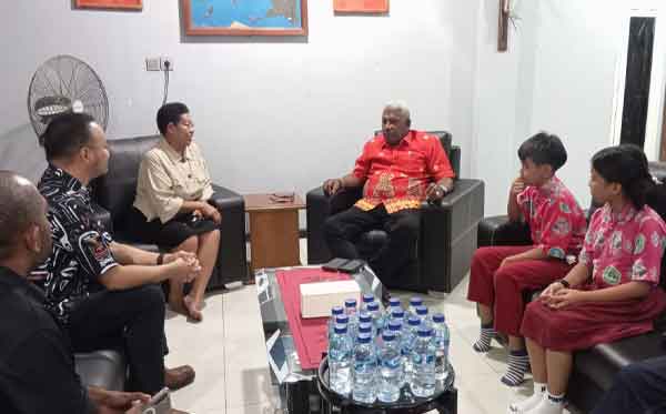 BANGGA! 2 Pelajar YPJ Mimika Wakili Indonesia di Olimpiade Sains-Matematika Asia 2 2 Pelajar Mimika ikut Lomba Sains Mtmtka Aia2