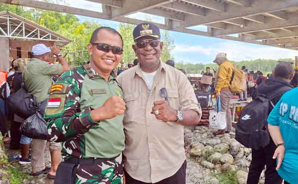 Kunjungi Kampung-kampung Pesisir Barat, Begini Kesan Dandim 1710 Mimika 2 Dandim Mimika kunker pesisir barat Mimika2