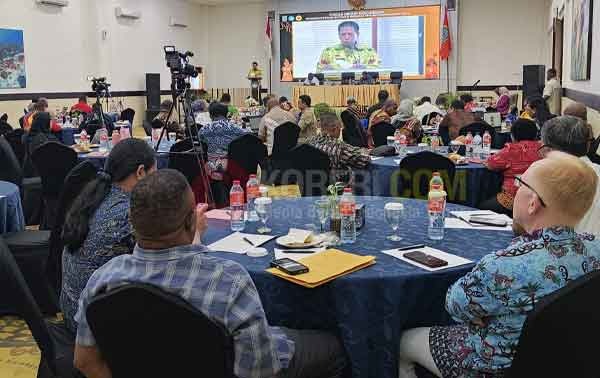 FGD Persiapan Pendirian Universitas Negeri di Provinsi Papua Barat Daya yang digelar Dinas Pendidikan PBD dan Universitas Cenderawasih bersama Stakeholder /Foto : Suzan