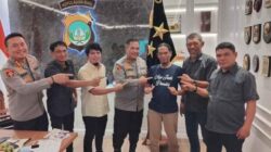 Kapolda Kepri Apresiasi JMSI Kepri Terbitkan Buku Literasi Bahaya TPPO kepada Pelajar 7 IMG 20251112 WA0019