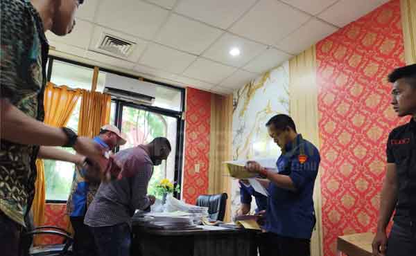Dua OPD Pemkot Sorong Digeledah Kejati PB, Berpotensi Tersangka Baru? 1 Kejati PB Geledah Kantor Wali Kota Sorong