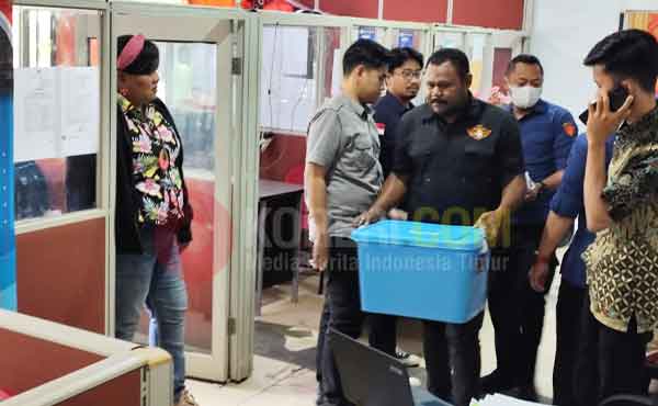 Dua OPD Pemkot Sorong Digeledah Kejati PB, Berpotensi Tersangka Baru? 2 Kejati PB Geledah Kantor Wali Kota Sorong2