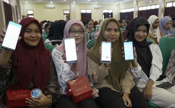 PLN Goes to Campus UNIYAP: 221 Mahasiswa Antusias Pelajari Digitalisasi Layanan 2 PLN Goes to Campus UNIYAP2