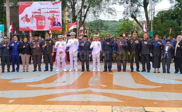 Wagub PBD Pimpin Peringatan Hari Pahlawan ke 80 Tahun, Sampaikan 3 Pesan Teladan 3 Pemprov PBD HARI Pahlawan 2025 3