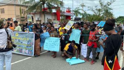 Aksi Demo SPJ Desak Penarikan Militer dairi Distrik JILA