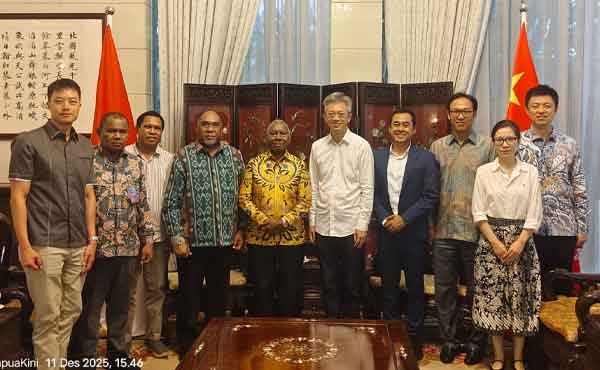 Terima Kunjungan Gubernur Papua Barat, Duta Besar Tiongkok Nyatakan Komitmen Ini 3 Gub DM Dubes Tiongkok3
