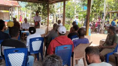 Galang Dukungan Kamtibmas, Polda PBD Sambang Silaturahmi Bersama TKBM Terumbu Karang Waisai