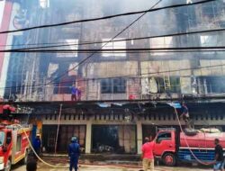 Ruko Swalayan-Eks Kantor DPW NasDem PBD Ludes Terbakar, Belum Diketahui Penyebabnya