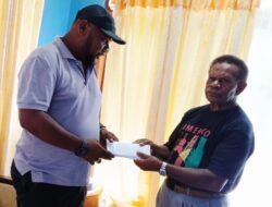 Terima Bantuan Renovasi Rumah, Tokoh Masyarakat Papua Apresiasi Presiden Prabowo