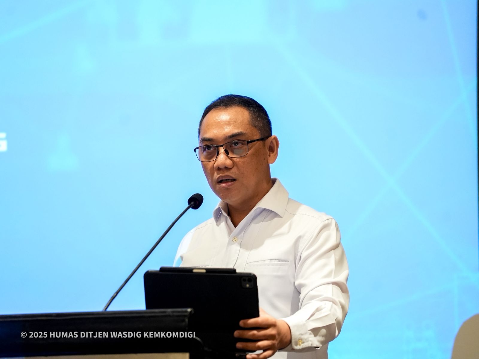 Komdigi: Lonjakan Aktivitas Internet Perkuat Kebutuhan Pengawasan Ruang Digital 1 IMG 20251224 WA0001