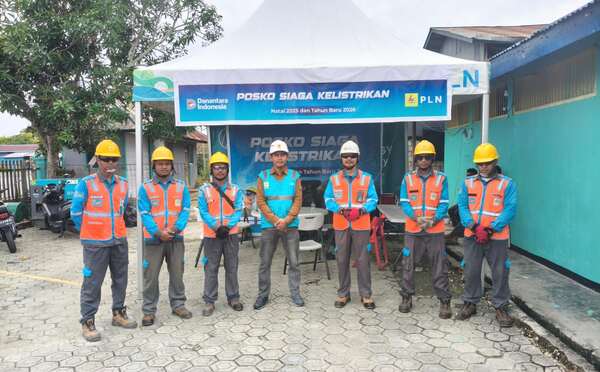 PLN Terjunkan Ribuan Personel dan Siapkan 64 Posko Siaga di Tanah Papua 1 IMG 20251227 WA00482