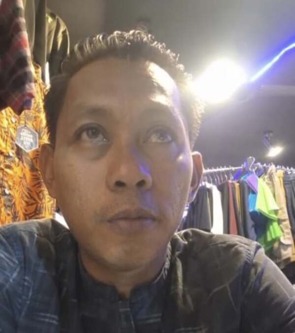 Dirasa Memberatkan, Pedagang Pasar Sanggeng Minta Retribusi Diturunkan 2 ketua pasar sentral sanggeng Hamka Ismail/foto : Ist