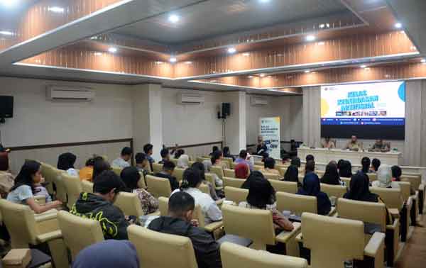 MAFINDO Maluku Pelatihan AI bagi Guru