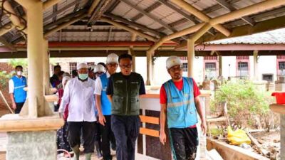 PLN Jajaran Direksi n Relawan Turun ke Aceh