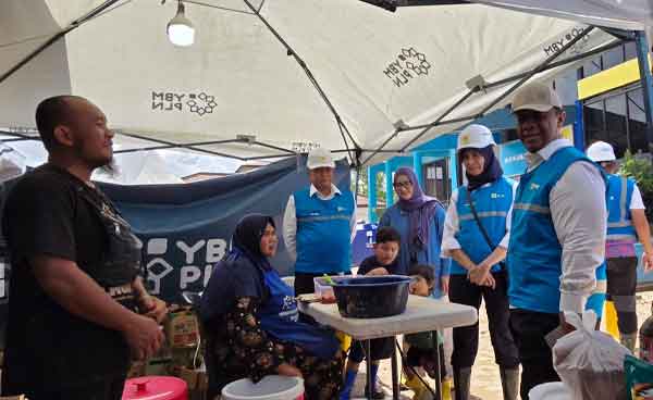 Direksi-Relawan PLN Turun Langsung Pastikan Percepatan Pemulihan Fasum di Aceh 3 PLN Jajaran Direksi n Relawan Turun ke Aceh3