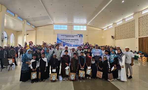 PLN Khitanan Massal di Nabire2