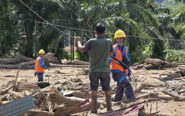 Sistem Kelistrikan Sumbar Pulih 100% Pascabencana, Agam Kembali Menyala 5 PLN Listrik Agam Kembali Menyala5