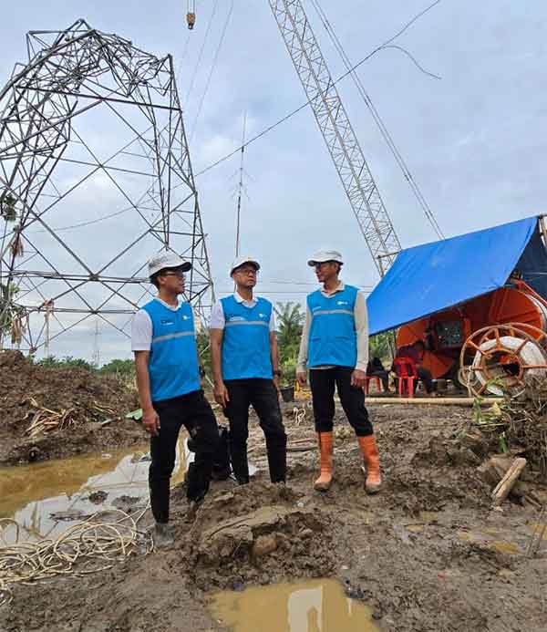 Perbaikan Tower-Jaringan Transmisi Rampung, Sistem Kelistrikan Aceh Terhubung Kembali 3 PLN Sistem Kelistrikan Aceh Pulih3
