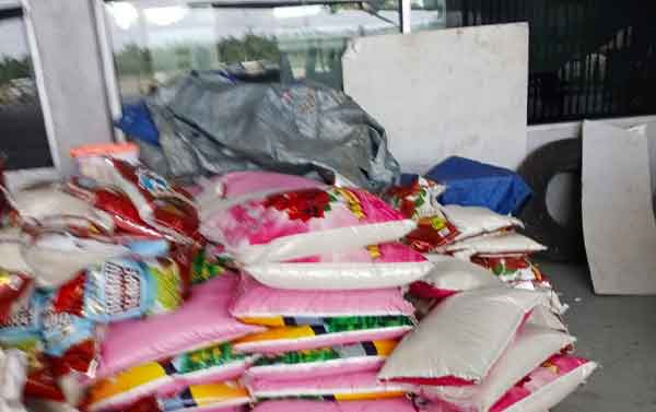 Jelang Natal, Pemkab Mimika Drop Bantuan bagi Pengungsi di Distrik Jila 2 Pemkab Mimika Bantu Pengungsi Jila2