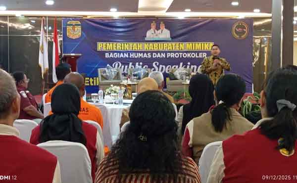 Pemkab Mimika Humas Public Speaking