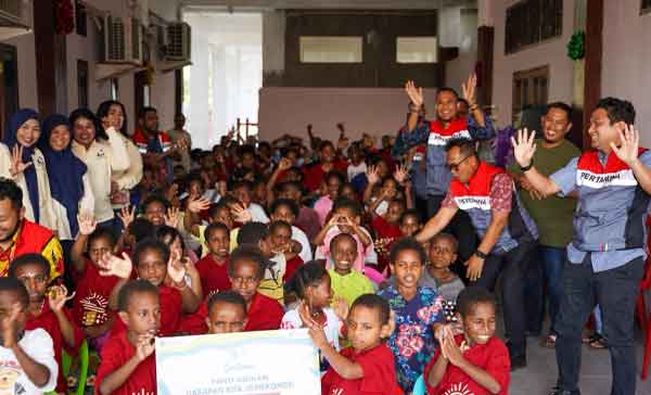 Pertamina Pamalu Berbagi dg anak yatim