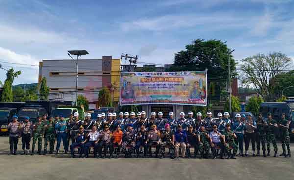 Polresta Sorong Kota Apel Gelar Pasukan Pengamanan Nataru 2025-2026 2 Polresta Sorong Apel Pasukan Nataru 2025 2