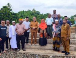 Kunjungi Negeri Elfule, Saadiah Uluputty Serap Aspirasi hingga Bantu Pembangunan Masjid
