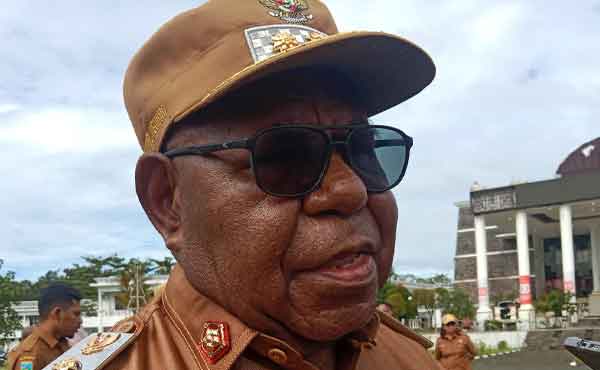 Wabup Kemong Pastikan Kesiapan Pesparani II Papua Tengah, H-1 Peserta Mulai Hadir 1 Wabup EK Pesparani Papua Tengah