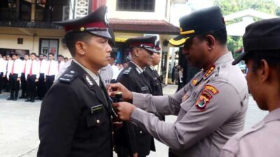 31 Personel Polresta JPR Kota Terima Tnda Kehormatan