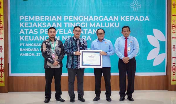 Selamatkan Aset Negara, Angkasa Pura Ambon Beri Penghargaan ke Kejati Maluku 1 Bandara Pattimura Ambon Penghargaan Kejati Mal 1