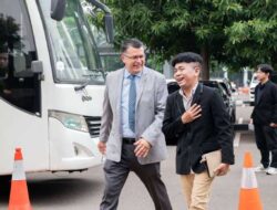 Billy Mambrasar Resmi Gabung PT TASPEN, Begini Profilnya