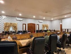 Kubu Dang Nyatakan Siap Berdamai, Bupati Rettob Lanjut ke Lukius Negewalen