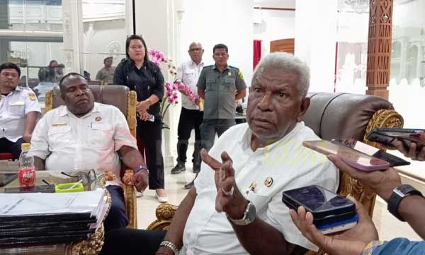 Pemkab Mimika Tegas Soal Kepemilikan Lahan, Siap Proses Hukum Meki Jitmau Cs 2 Bupati JR Klarifikasi Soal Lahan2