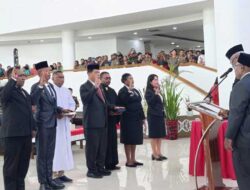 Bupati Mimika Lantik 6 Pejabat Definitif Hasil Selter dan Tunjuk Plt 2 OPD Baru