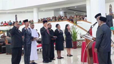 Bupati Mimika Lantik 6 Pejabat Definitif Hasil Selter dan Tunjuk Plt 2 OPD Baru