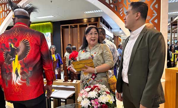 Dekranasda Kelola Teras Mimika, Siap Penuhi Target Tembus Pasar Nasional 2 Dekranasda Teras Mimika2