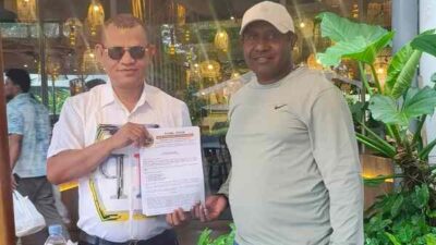 Ketua DPRP Papua Barat Daya Ortis Fernando Sagrim dan kuasa hukumnya Yosep Titirlolobi,S.H /Foto : Ist