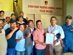 Bodewin Wattimena Resmi Laporkan Dugaan Hoaks dan Fitnah ke Polda Maluku