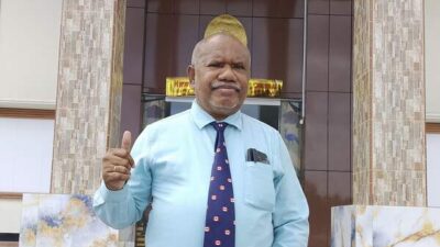 Direktur Eksekutif LP3BH Manokwari Yan Christian Warinussy,S.H/Foto: Ist