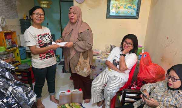 Jurnalis se Papua Kunjungan Kasih ke 2 Jurnalis Kel Jurnalis