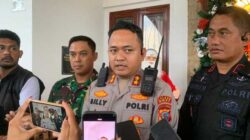 Dua Kubu Berdamai: Aparat Gabungan Kawal Hingga Ritual Adat Perdamaian Selesai 12 Kapolres Mimika Aparat Gabungan